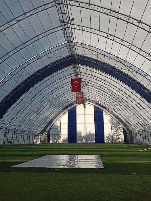 Kapalı Spor Salonu